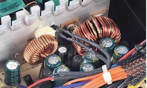 電源廠家:從電源內(nèi)部了解電源